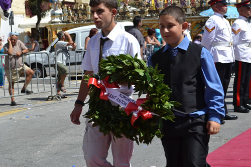 DSC_0568 Wreath laying - Sant'Anton Community