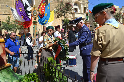 DSC_0554 Wreath laying - Malta Police