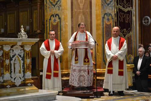 DSC_0085 Liturgy of the Word starts