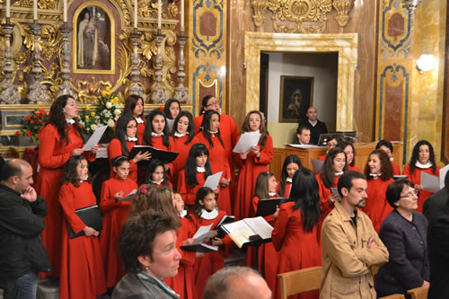 DSC_0139 Choir Voci Angeliche chanting the Gloria