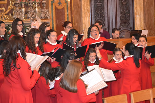 DSC_0044 Choir chanting the Gloria