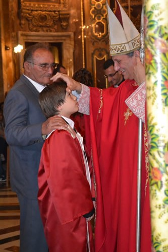 DSC_0092 Administering the Sacrament of Confirmation