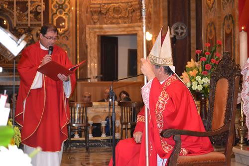 DSC_0033 Archpriest calls out names of candidates