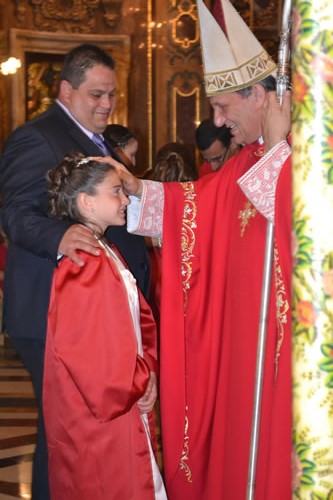 DSC_0086 Administering the Sacrament of Confirmation