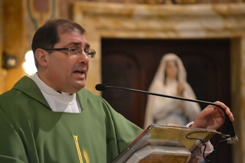 DSC_0064 Archpriest delivers the homily