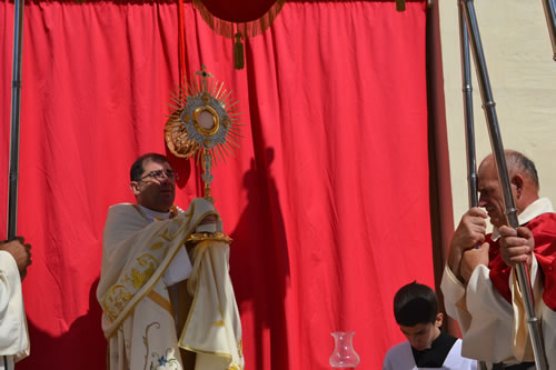 DSC_0278 Benediction in Bullara Street