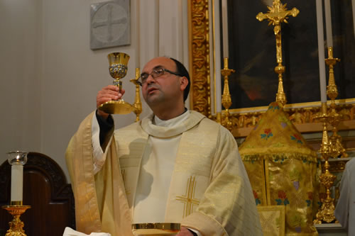 DSC_0050 Offertory of the wine