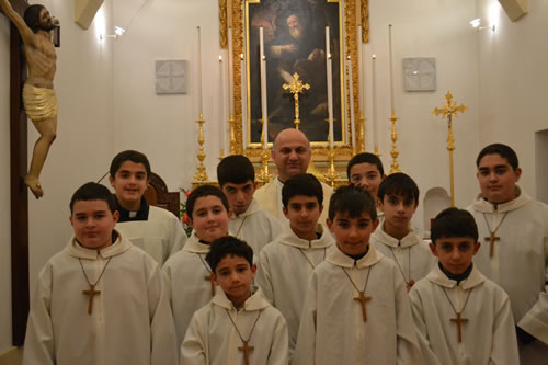 DSC_0106 Rector with the altar boys