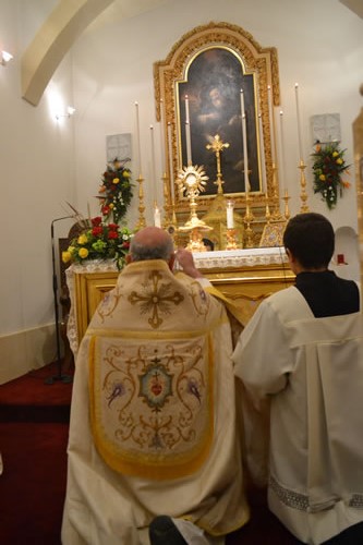 DSC_0099 Exposition of the Holy Eucharist