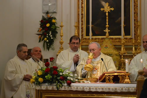 DSC_0138 Holy Communion