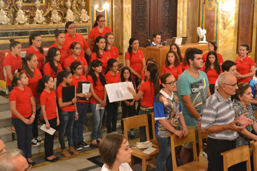 DSC_0023 Choir singing the Lord's Prayer