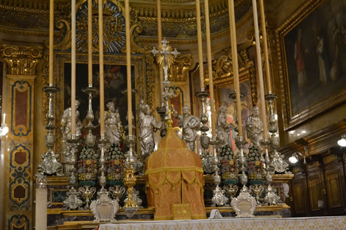 DSC_0041 High Altar