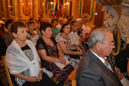 DSC_0039 Emigrants leading the Congregation