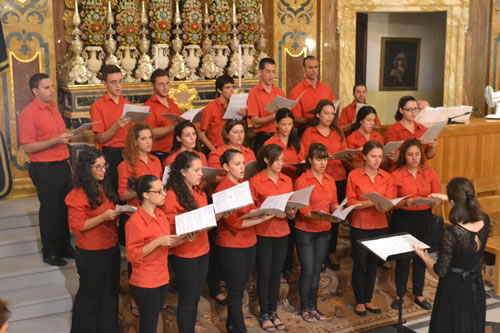 DSC_0077 Singing Te Deum Laudamus