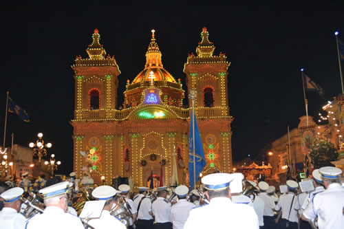 DSC_0166 Arrival in Victory Square