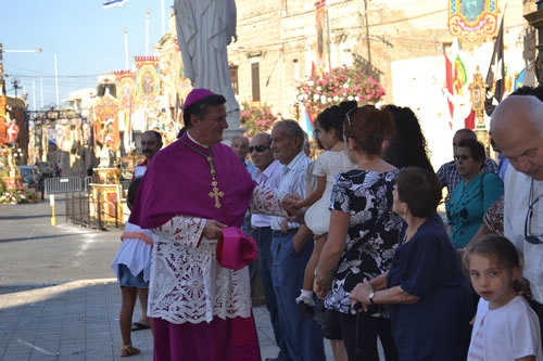 DSC_0011 Accompanying Bishop to Basilica