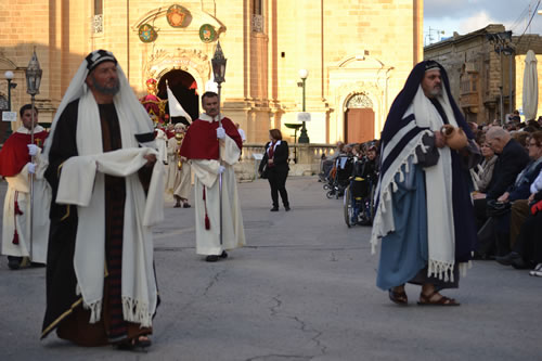 DSC_0296 Joseph of Arimathea and Nicodemus