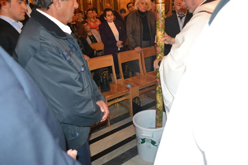 DSC_0164 Blessing the water with the Paschal Candle