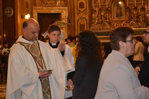 DSC_0254 Holy Communion