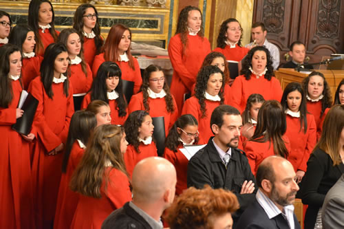 DSC_0223 Chanting the Lord's Prayer