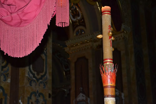 DSC_0022 The Paschal Candle held high