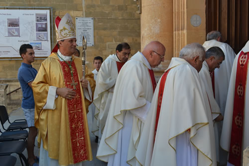 DSC_0456 Procession to High Altar