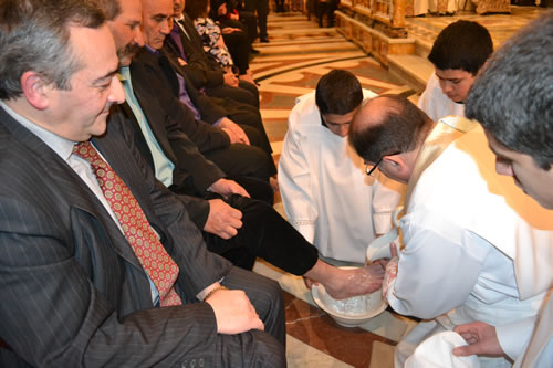 DSC_0065 Washing of feet