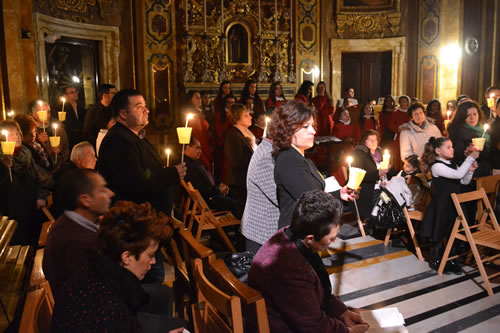 036 Members of the Congregation hold the New Light