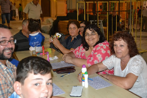 DSC_0479 Preparing for Bingo in Victory Square