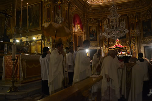 DSC_0163 Transposing the Holy Eucharist to the Altar of Repose