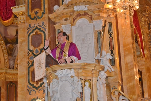 DSC_0066 Archpriest Mgr C Refalo delivering the panegyric