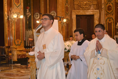 DSC_0007 Deacon Joseph Hili followed by Fr Michael Camilleri OP