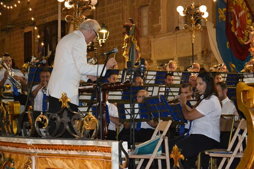 DSC_0011 Ms Sarah Xerri playing the flute