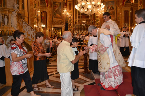 DSC_0029 Mass Offerings