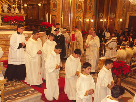 J4 Procession at end of Mass