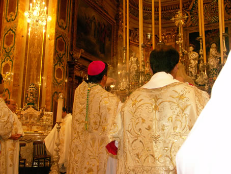 G7 Start of Pontifical High Mass