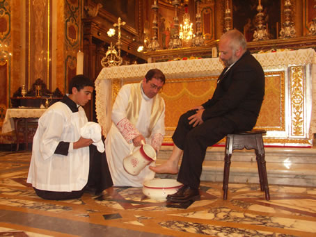 F1 Washing of feet - 12th and last Apostle