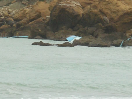 F2 wreck after a North East swell battering