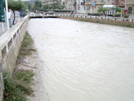 02 Gozo Valley swollen with the torrent